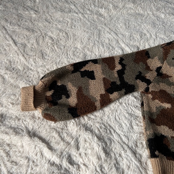 HYFVE Camouflage Chunky cropped sweater - Picture 11 of 11